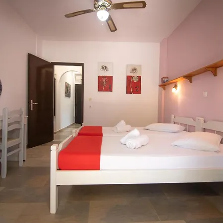 Zervos Bouka Apartment Lefkímmi