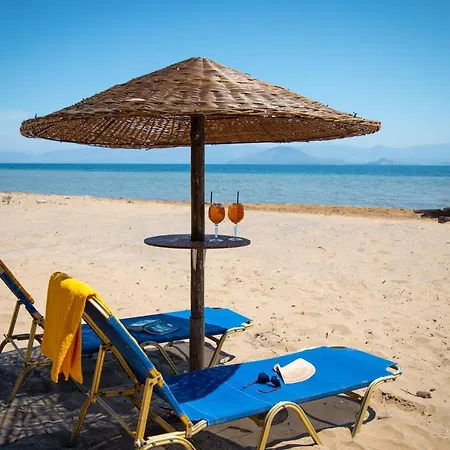 شقة Zervos Bouka *