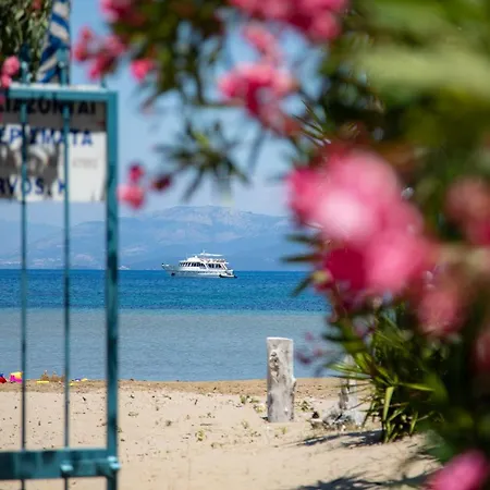 شقة Zervos Bouka *