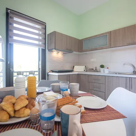 شقة Zervos Bouka *